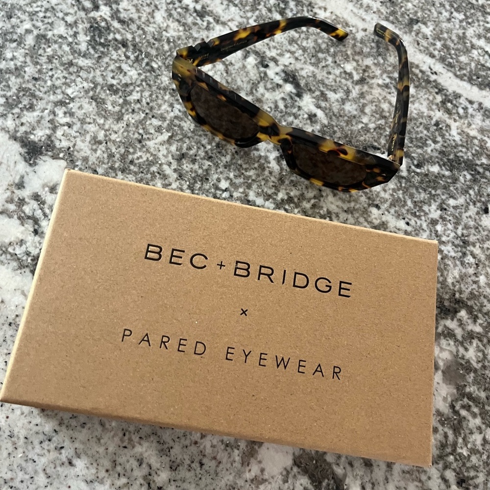 New in Box Pared Lo and Behold tortoise sunglasses Unisex styling - Picture 11 of 12